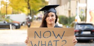 Ketahui Ciri Fresh Graduate yang Sulit Memperoleh Pekerjaan, Apakah Anda Salah Satunya?