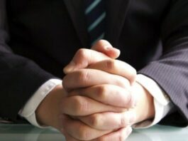 Gestur Tubuh yang Perlu Diperhatikan Ketika Wawancara Kerja