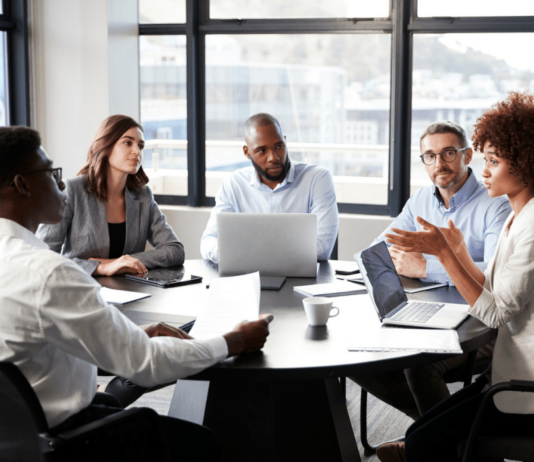 Pentingnya Kemampuan Komunikasi dalam Berkarir