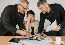 Mengelola Emosi Saat Menghadapi Tekanan di Tempat Kerja