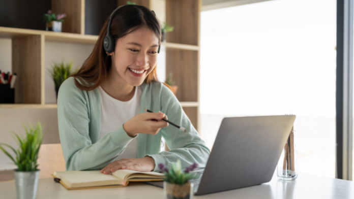 Freelancer vs Karyawan Tetap: Bagaimana HR Membentuk Tim Masa Depan?