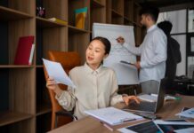 Belajar Berkata “Cukup”: Kunci Agar Tidak Terjebak Ambisi yang Melelahkan Belajar Berkata “Cukup”: Kunci Agar Tidak Terjebak Ambisi yang Melelahkan