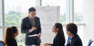 Bos Suka, Tim Nyaman: Cara Memimpin Tanpa Drama di Era Kerja Modern