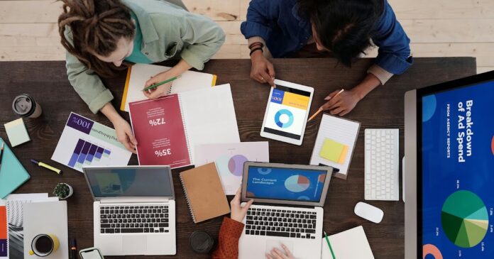 Dunia Kerja Tak Seindah Instagram: Fakta yang Jarang Dibahas