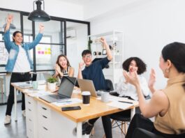 Kantor Jadi Tempat ‘Recharge’? Tren Work Humanity 2026 Bikin Budaya Kerja Berubah Total