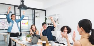 Kantor Jadi Tempat ‘Recharge’? Tren Work Humanity 2026 Bikin Budaya Kerja Berubah Total