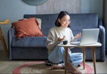 Fenomena ‘Hyper-Freelancer’: Cara Anak Muda 2026 Mengantongi 3 Penghasilan Sekaligus Fenomena ‘Hyper-Freelancer’: Cara Anak Muda 2026 Mengantongi 3 Penghasilan Sekaligus