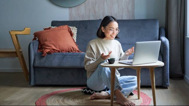 Fenomena ‘Hyper-Freelancer’: Cara Anak Muda 2026 Mengantongi 3 Penghasilan Sekaligus Fenomena ‘Hyper-Freelancer’: Cara Anak Muda 2026 Mengantongi 3 Penghasilan Sekaligus