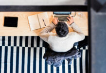 Kalau Ingin Bertahan di Dunia Kerja, Pola Pikir Ini Harus Segera Diubah