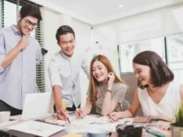 Masa Depan Kerja: Bagaimana Karier Beradaptasi di Era Otomasi dan Kreativitas Manusia