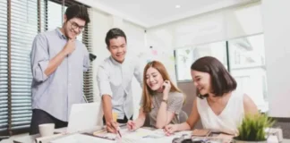 Masa Depan Kerja: Bagaimana Karier Beradaptasi di Era Otomasi dan Kreativitas Manusia