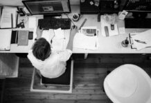 The Professional Footprint: Apa yang Tertinggal setelah Kita Selesai Mengerjakan Sesuatu?