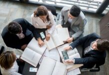 Dari Target ke Tumbuh: Mengubah Cara Pandang tentang Pekerjaan Dari Target ke Tumbuh: Mengubah Cara Pandang tentang Pekerjaan