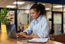 Pulang Kerja Tetap Bahagia: Cara Membawa Energi Positif ke Rumah