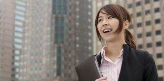 Kalau Baru Lulus, Jangan Lakukan Ini di 6 Bulan Pertama Kerja