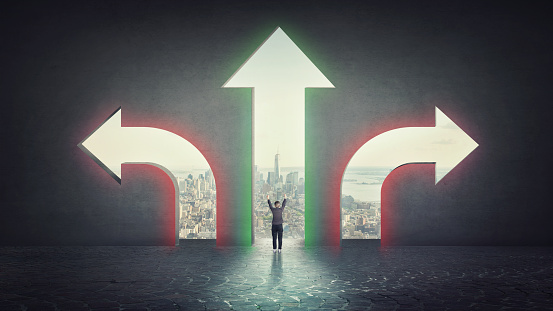 Karier Tidak Harus Lurus: Kenapa Pindah Arah Justru Jadi Keunggulan Image