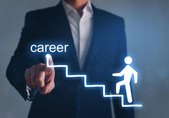 Karier Panjang Dimulai dari Keputusan Kecil yang Sering Diremehkan