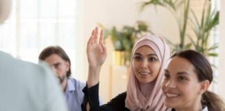 Dunia Kerja Tidak Menanyakan Umurmu, Tapi Nilai yang Bisa Kamu Berikan