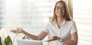 Pelayanan Publik dengan Hati: Bekerja Bukan Sekadar Rutinitas Pelayanan Publik dengan Hati: Bekerja Bukan Sekadar Rutinitas