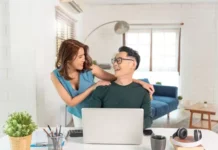 Peran Suami dan Istri dalam Menghadapi Tekanan Dunia Kerja