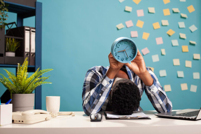 Burnout di Tempat Kerja: Masalah Pribadi atau Sistem Kerja?