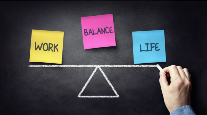 Capek Kerja atau Capek Hidup? Cara Menemukan Work-Life Balance di Tengah Kesibukan Capek Kerja atau Capek Hidup? Cara Menemukan Work-Life Balance di Tengah Kesibukan