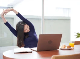 Duduk Seharian di Kantor? Ini Cara Menjaga Kebugaran Tubuh