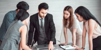 Gaji, Passion, dan Realita Hidup: Pilihan Sulit Para Pekerja Muda