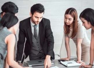 Gaji, Passion, dan Realita Hidup: Pilihan Sulit Para Pekerja Muda