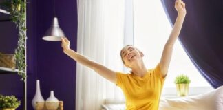 Dari Bangun Pagi hingga Lembur: Potret Rutinitas Pekerja” Dari Bangun Pagi hingga Lembur: Potret Rutinitas Pekerja”