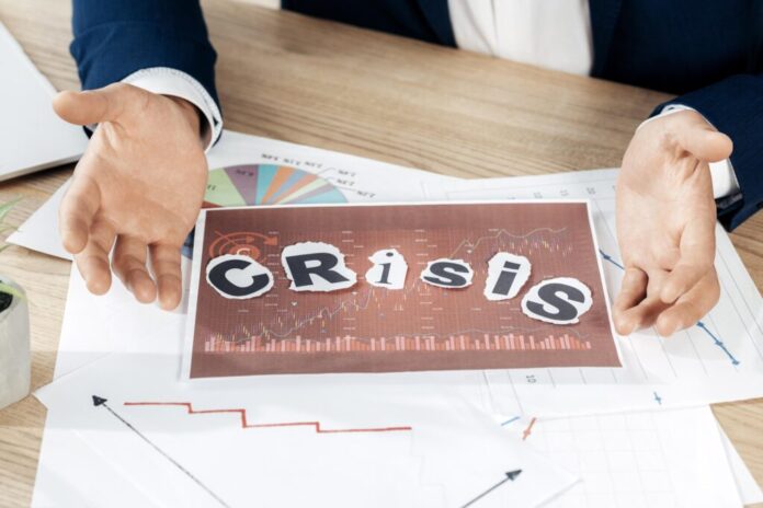 Quarter Life Crisis dan Tekanan Karier di Usia 20–30 Tahun