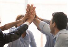 Dunia Kerja Kini Menghargai Mentalitas, Bukan Sekadar Kepintaran Dunia Kerja Kini Menghargai Mentalitas, Bukan Sekadar Kepintaran