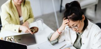 Ketika Masalah Kerja Terbawa ke Rumah