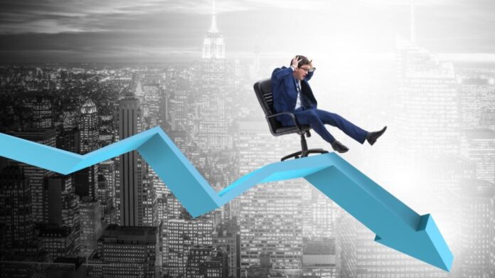 Bekerja di Tengah Krisis Global: Bertahan, Beradaptasi, dan Tetap Waras Bekerja di Tengah Krisis Global: Bertahan, Beradaptasi, dan Tetap Waras