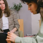 Kerja Diam-Diam, Capek Diam-Diam