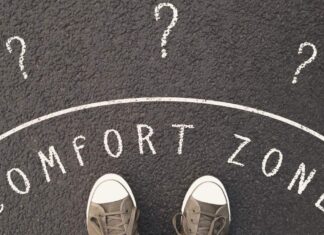 Keluar dari Zona Nyaman: Langkah Penting untuk Berkembang di Dunia Kerja Keluar dari Zona Nyaman: Langkah Penting untuk Berkembang di Dunia Kerja