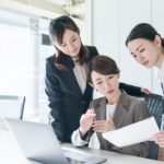 Cara Mengambil Keputusan Karier yang Lebih Bijak dan Terarah Cara Mengambil Keputusan Karier yang Lebih Bijak dan Terarah