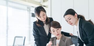 Cara Mengambil Keputusan Karier yang Lebih Bijak dan Terarah Cara Mengambil Keputusan Karier yang Lebih Bijak dan Terarah