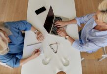 Bekerja Tanpa Keterikatan: Saat Pekerjaan Tidak Lagi Terasa Milik Sendiri