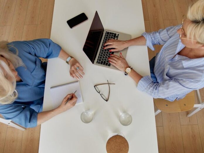 Bekerja Tanpa Keterikatan: Saat Pekerjaan Tidak Lagi Terasa Milik Sendiri