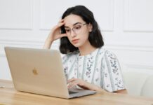 Skill Banyak Tapi Bingung Arah Karier? Fenomena Career Paralysis di Usia Produktif