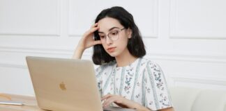 Skill Banyak Tapi Bingung Arah Karier? Fenomena Career Paralysis di Usia Produktif