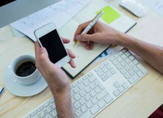 Mengapa Kemampuan Menulis Pesan Kerja dengan Jelas Semakin Penting di Era Digital?