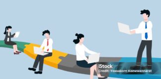 Mengapa Cara Menyerahkan Pekerjaan Bisa Menentukan Kelancaran Satu Tim?