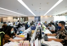 Selalu Terlihat Sibuk, tetapi Sulit Menjelaskan Hasil Kerja: Fenomena Baru di Kantor
